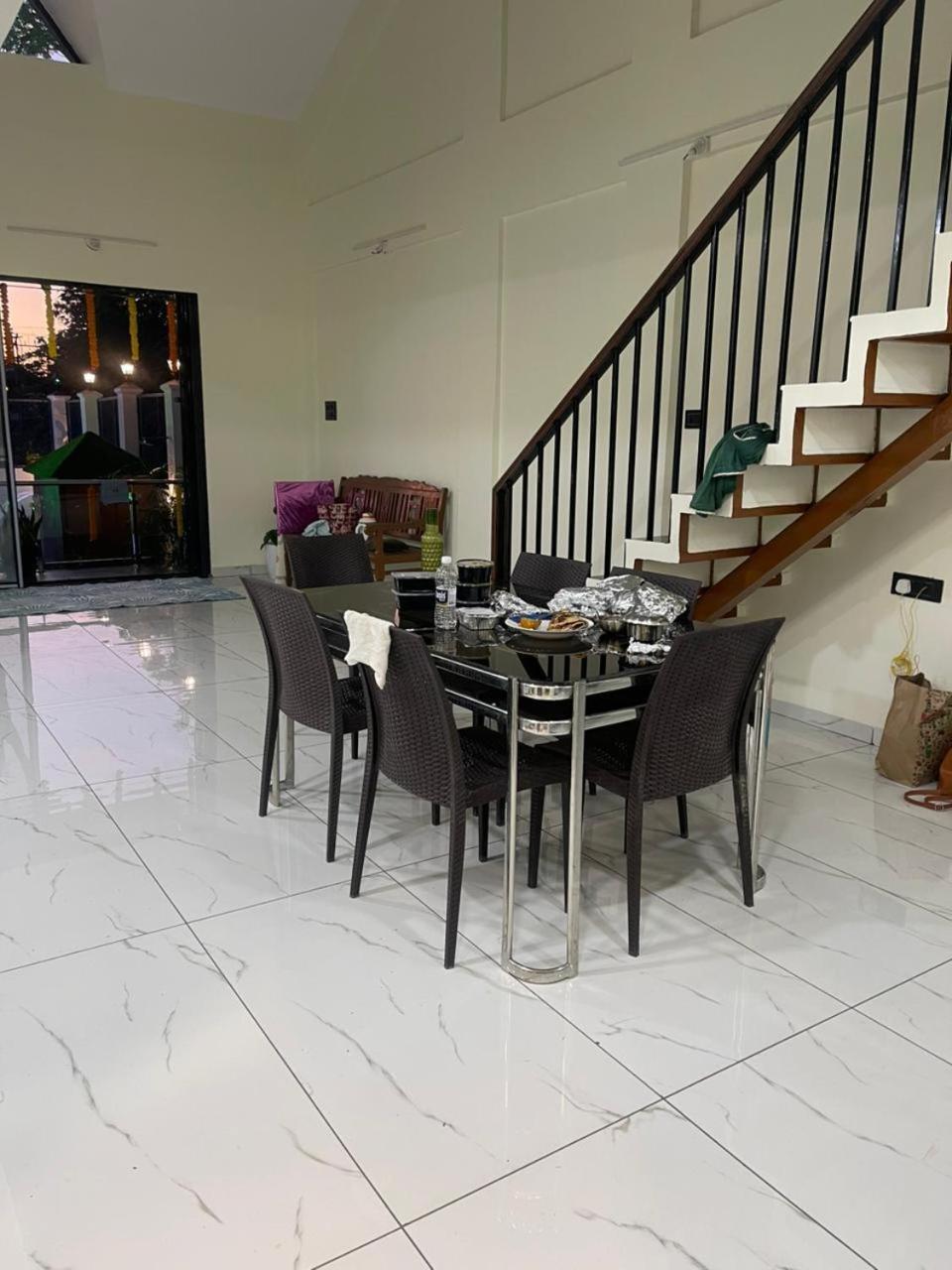 Lavish Villa - 3 Bhk Pool With Lawn Lonavala Eksteriør billede