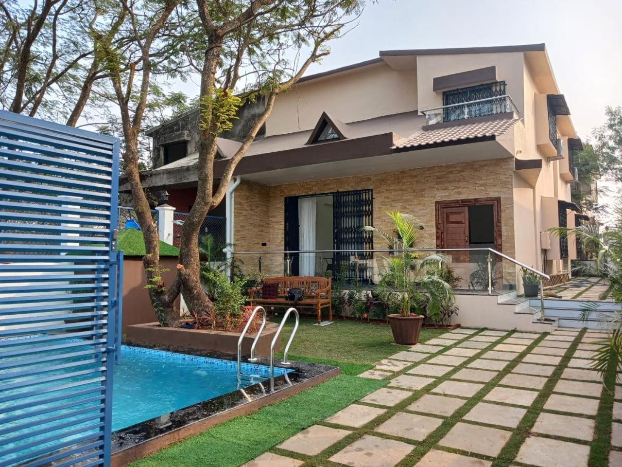 Lavish Villa - 3 Bhk Pool With Lawn Lonavala Eksteriør billede