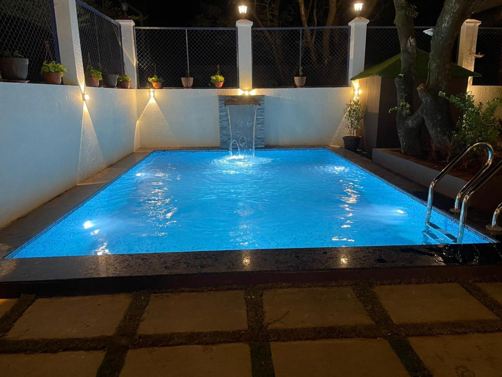 Lavish Villa - 3 Bhk Pool With Lawn Lonavala Eksteriør billede